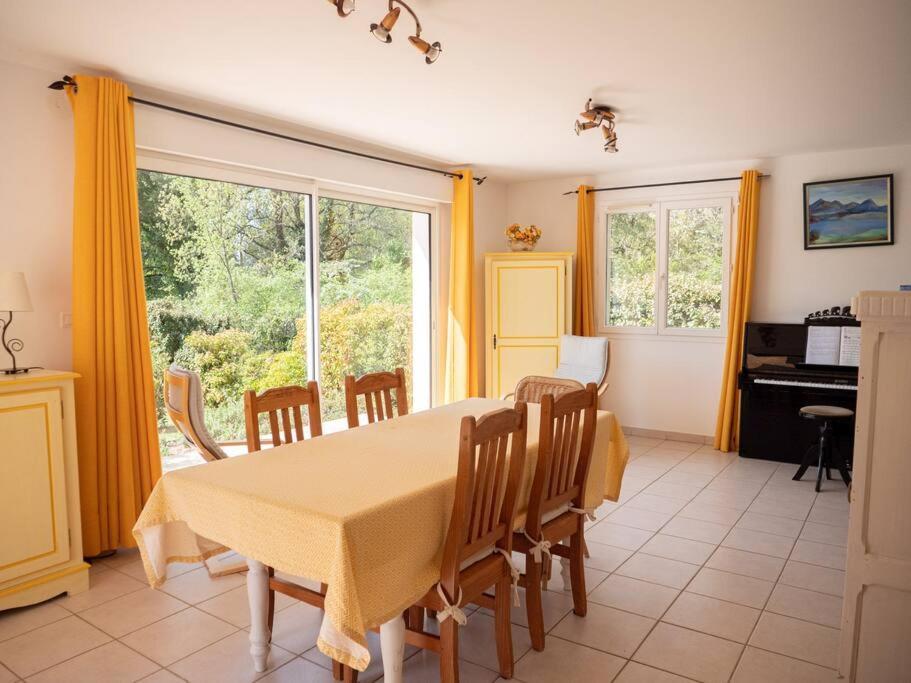 Villa Calme Avec Piscine A Greoux Екстер'єр фото
