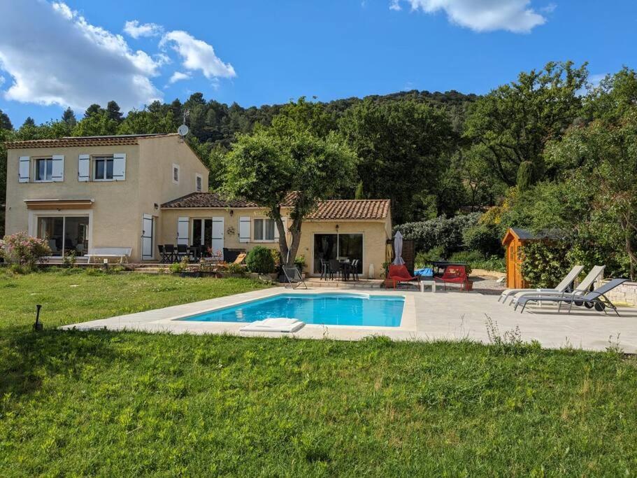 Villa Calme Avec Piscine A Greoux Екстер'єр фото